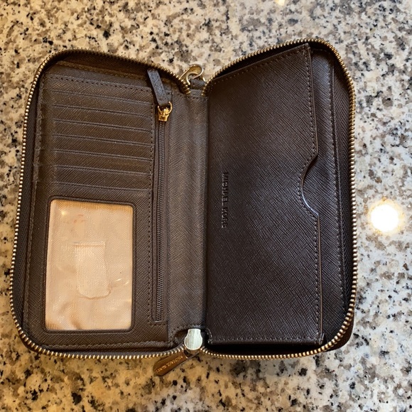 Wallet - Picture 2 of 2